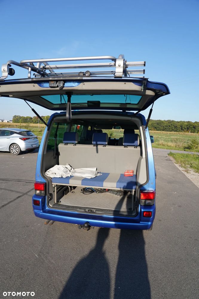 Volkswagen Multivan Standard - 6