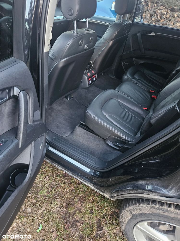 Audi Q7 3.0 TDI DPF clean diesel Quattro Tiptronic - 16