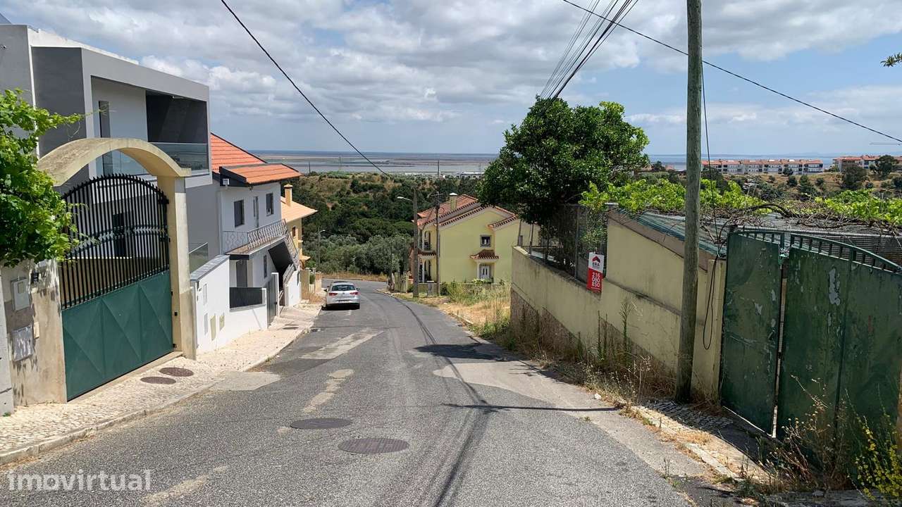 Terreno em Arcena - Alverca - Grande imagem: 3/4
