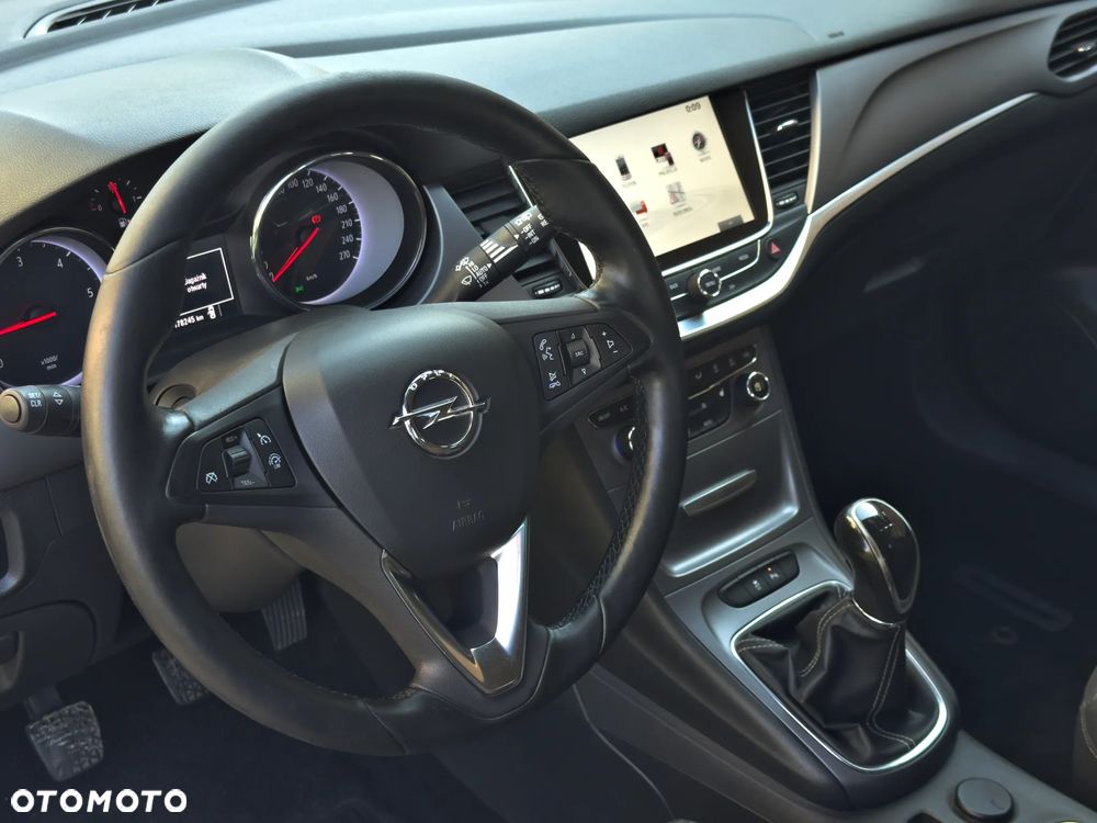 Opel Astra 1.6 CDTI Dynamic S&S - 17