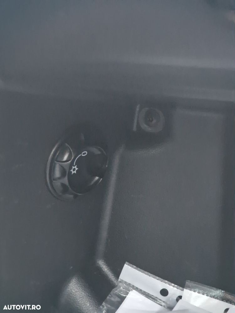 Volkswagen Polo 1.4 TDI (Blue Motion Technology) Highline - 9