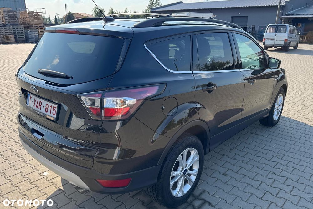 Ford Kuga - 4