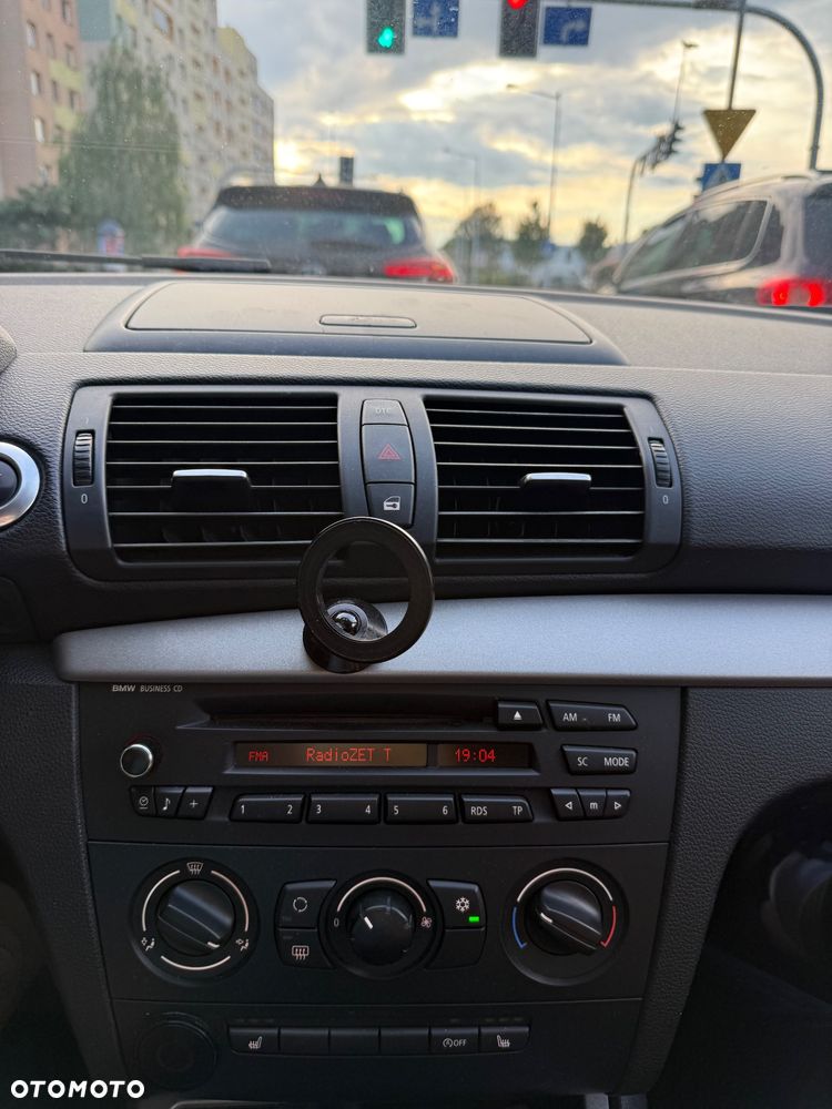 BMW Seria 1 118d - 23
