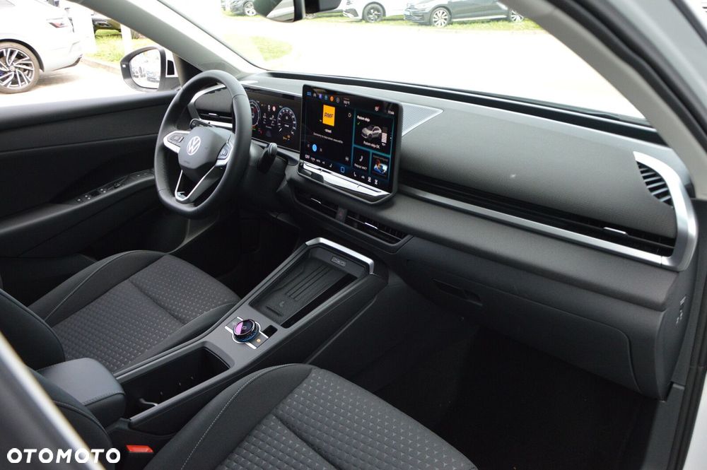 Volkswagen T-Roc 1.5 eTSI Life DSG - 21