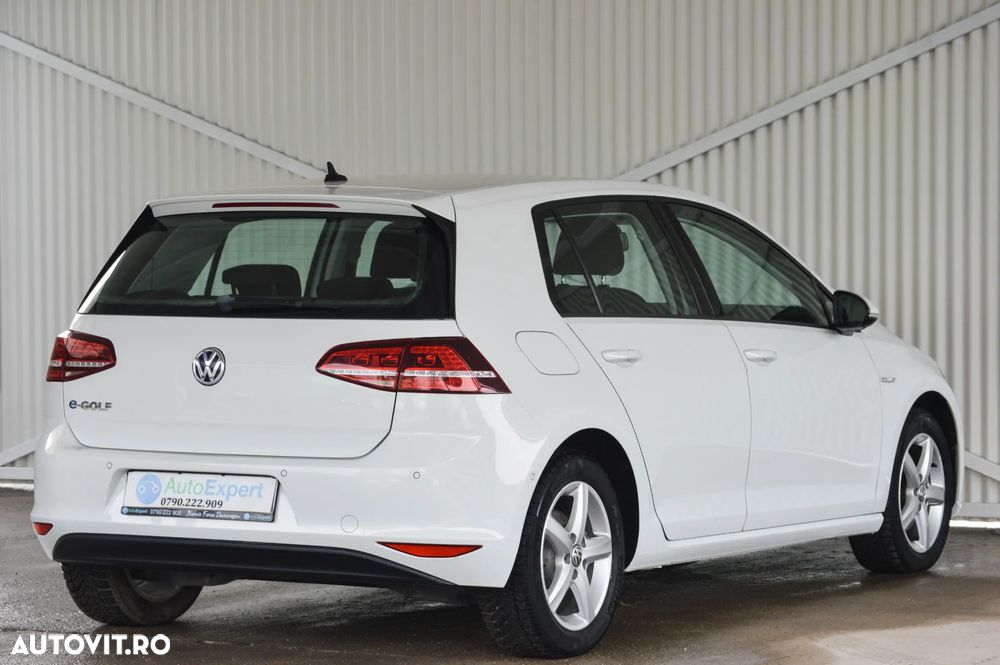 Volkswagen Golf e-Golf - 19