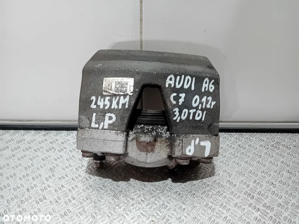 zacisk hamulcowy lewy przód Audi A6 3.0 TDI 2012 - 1