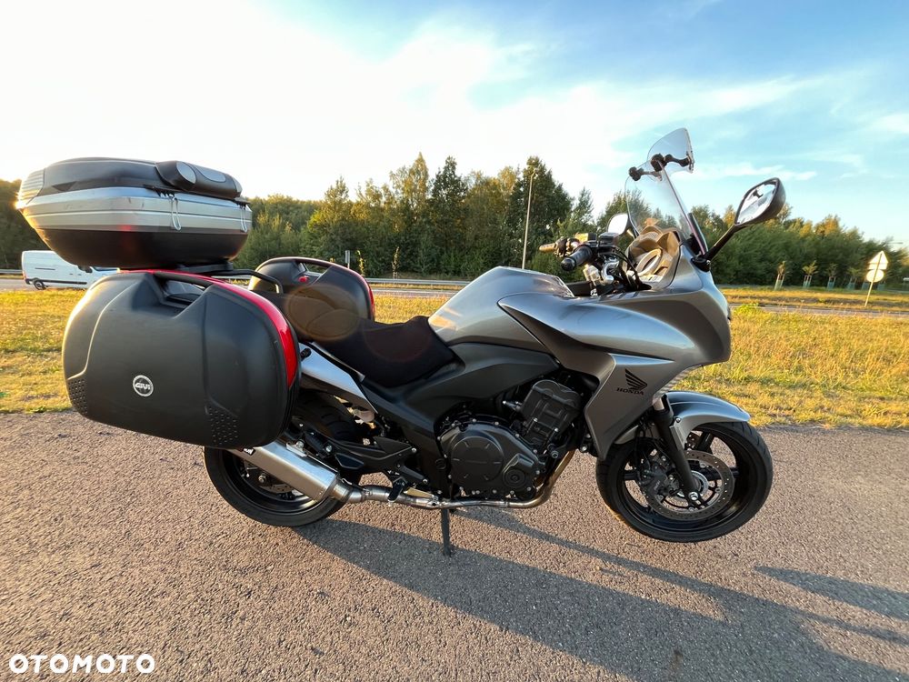 Honda CBF - 2