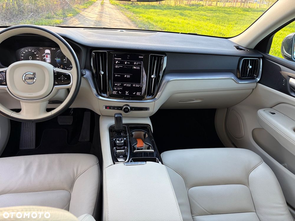 Volvo V60 T6 AWD Recharge Geartronic Inscription - 15