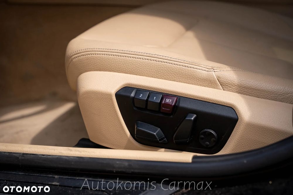 BMW Seria 3 - 17