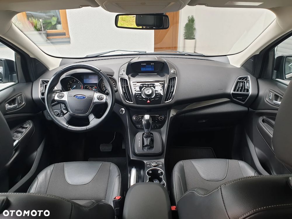 Ford Kuga 2.0 TDCi 4x4 Titanium - 14