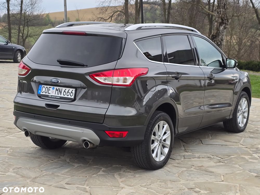 Ford Kuga 2.0 TDCi 2x4 Titanium - 12