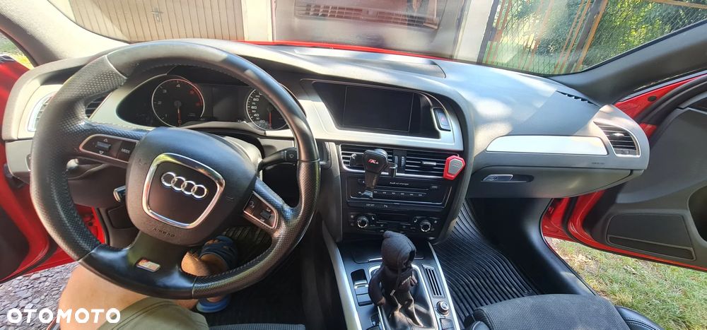 Audi A4 Avant 2.0 TDI - 22