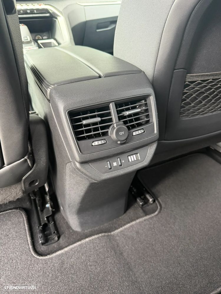 Peugeot 5008 1.5 BlueHDi Allure EAT8 - 13