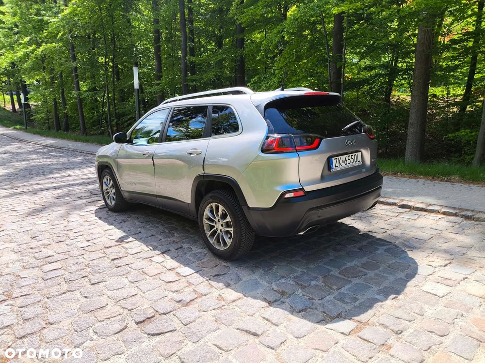 Jeep Cherokee - 7