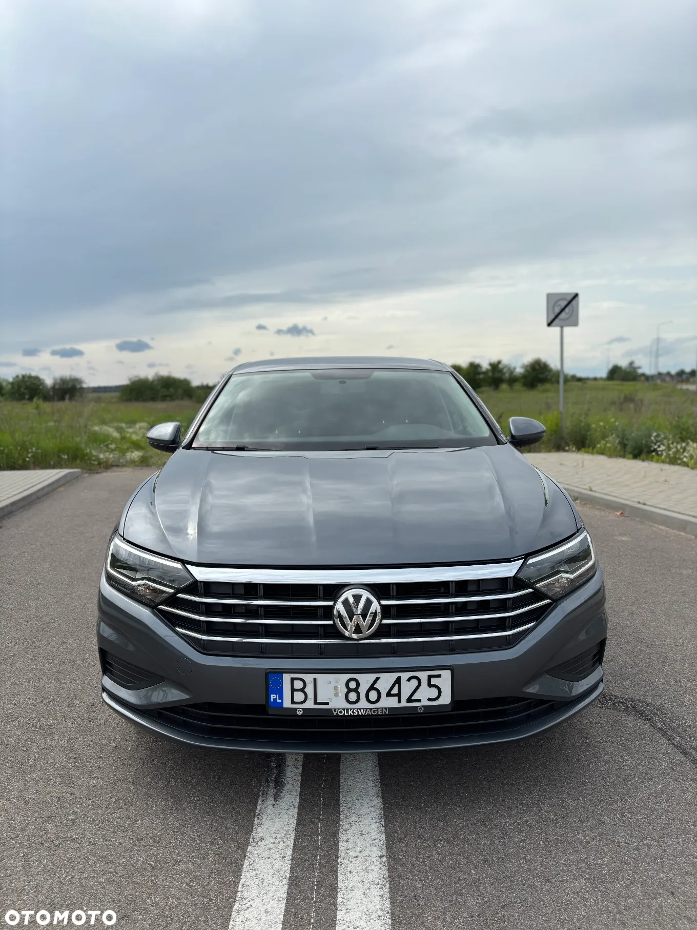 Volkswagen Jetta - 7