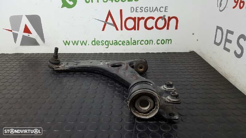 BRAÇO SUSPENSÃO INFERIOR FRENTE ESQUERDO FORD FOCUS TURNIER (CB4) TREND - 4