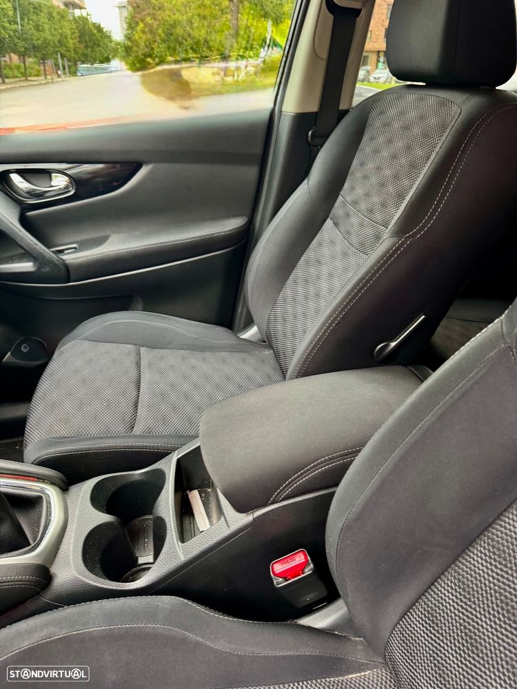 Nissan Qashqai 1.5 dCi ECO Acenta+N.Connect - 11