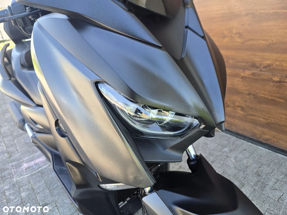 Yamaha X-max - 4