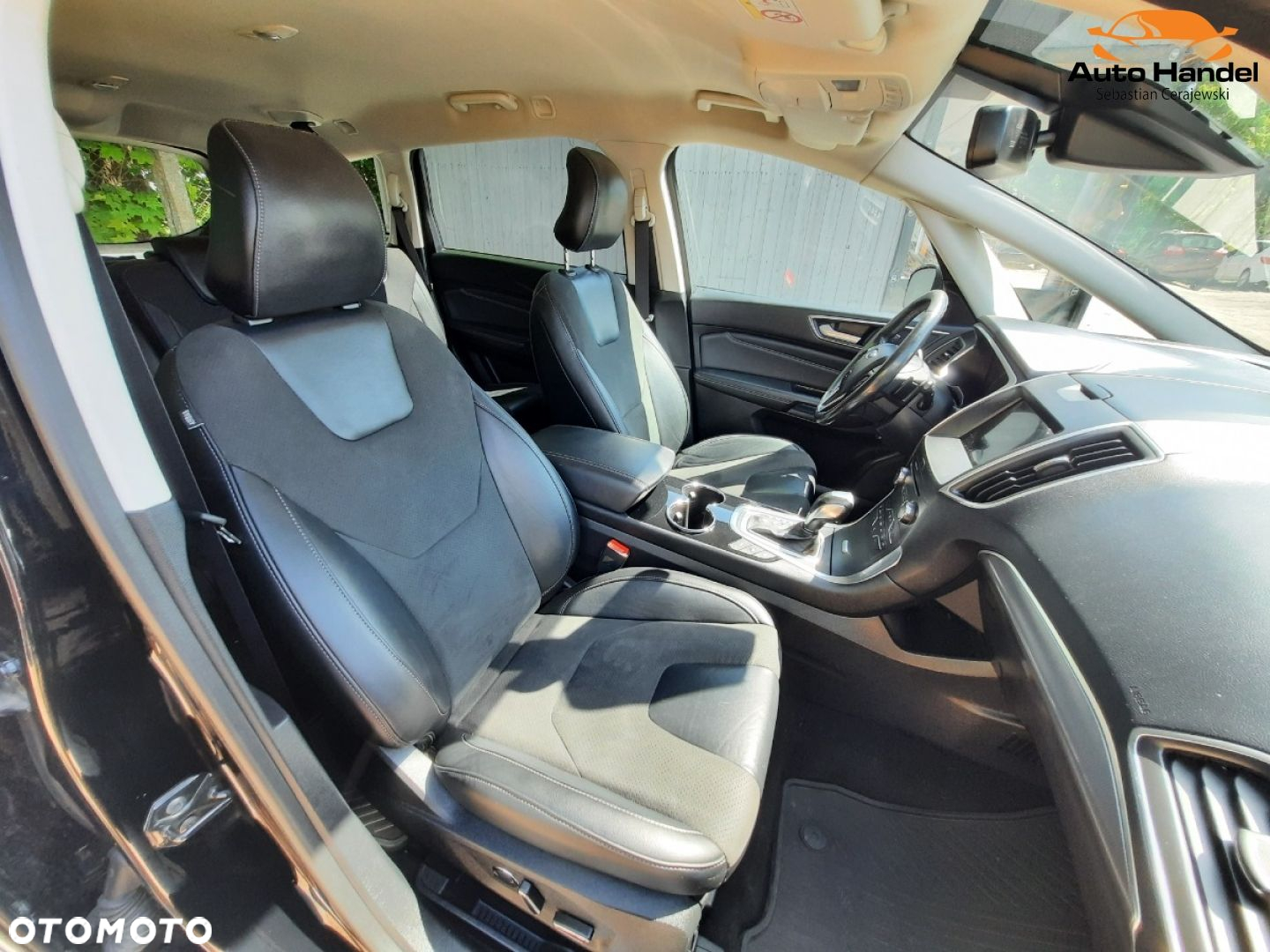 Ford S-Max 2.0 TDCi Titanium PowerShift - 38