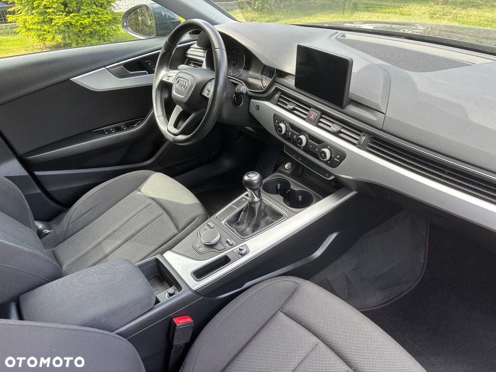 Audi A4 Avant 2.0 TDI DPF clean diesel Attraction - 34