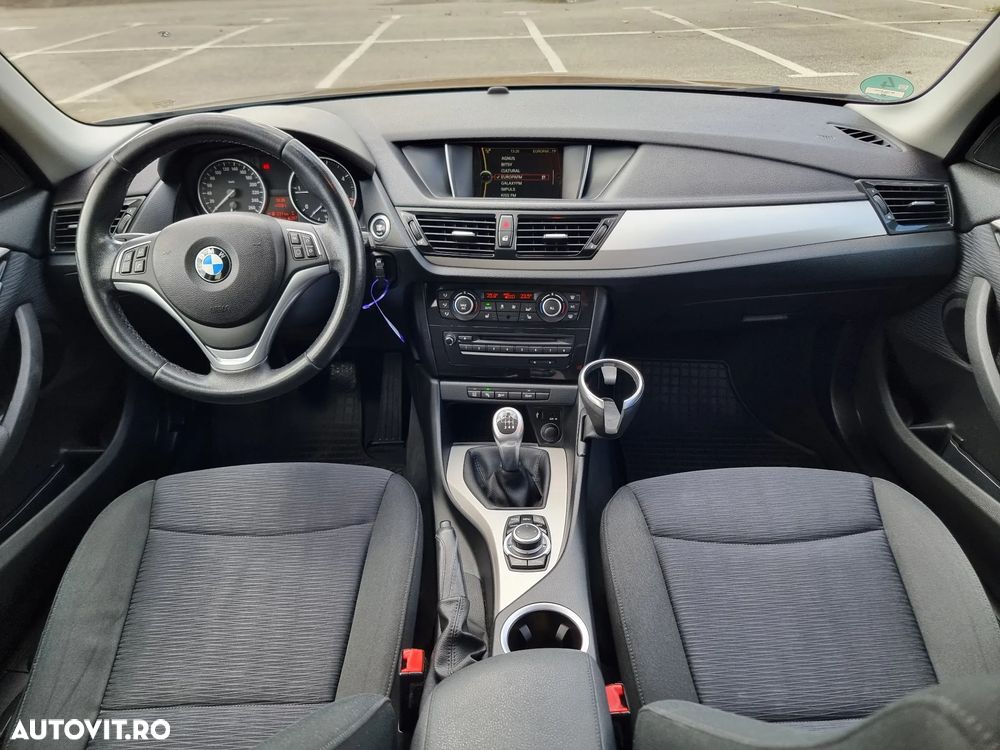 BMW X1 sDrive16d Sport Line - 6