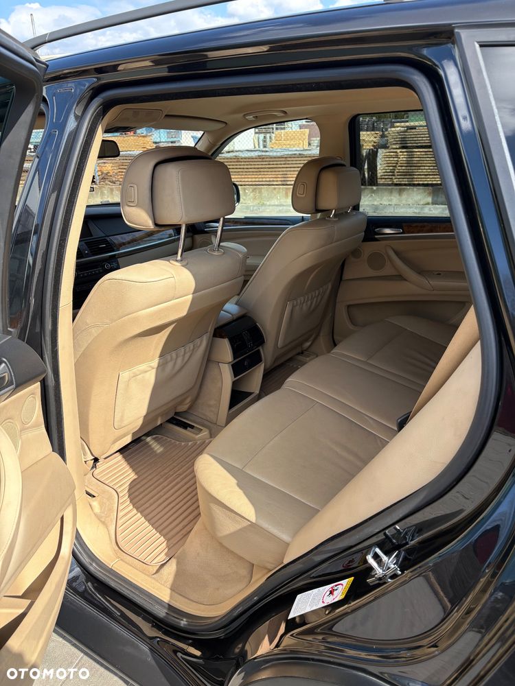 BMW X5 - 6