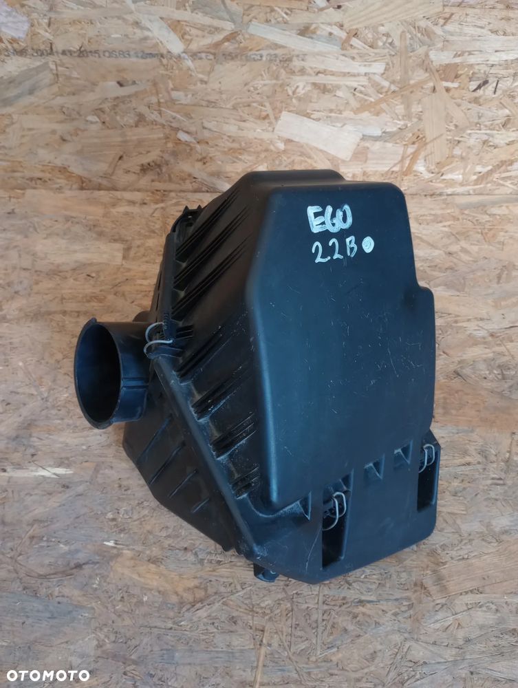 BME E60 2.2 B Obudowa Filtra Powietrza  7521036 - 1