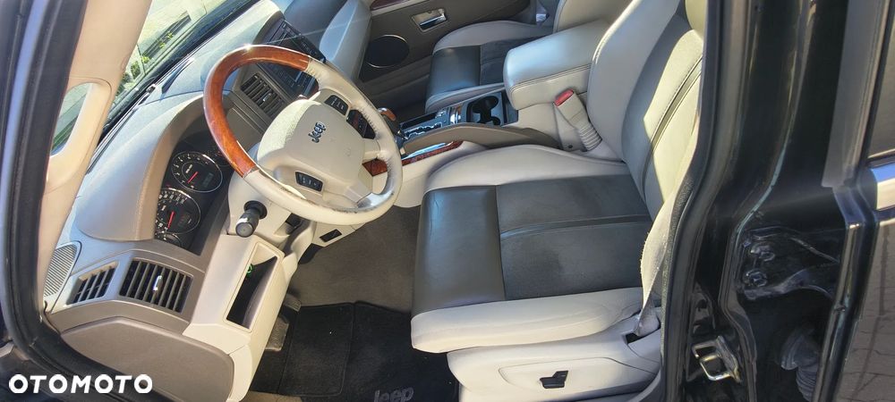 Jeep Grand Cherokee 5.7 V8 Overland - 21