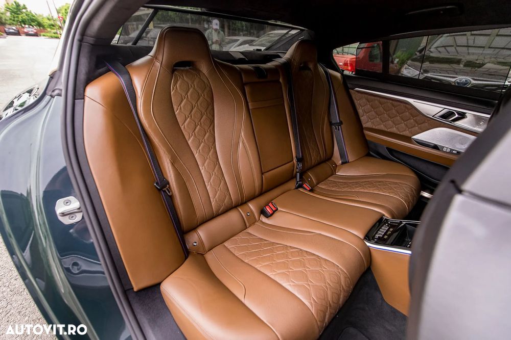 BMW M8 Competition - 24