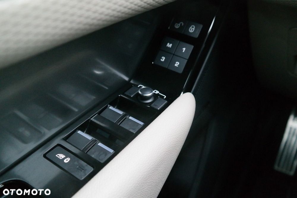 Land Rover Range Rover Velar - 21