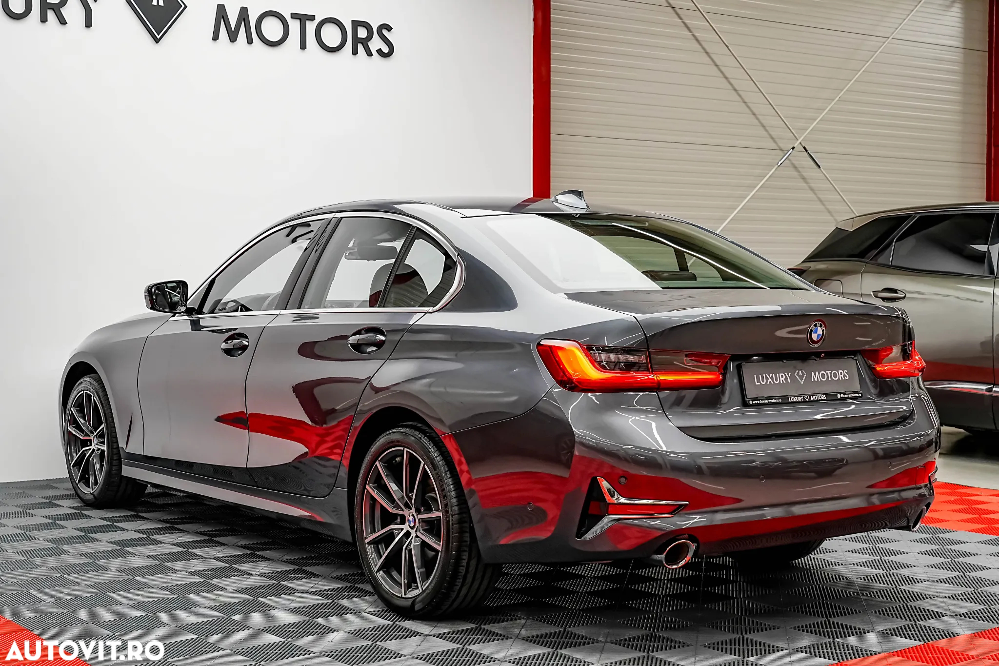 BMW Seria 3 320d Aut. xDrive - 11