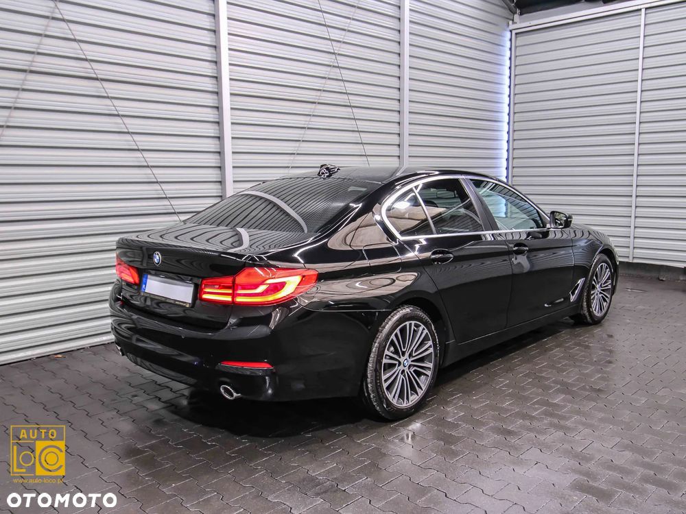 BMW Seria 5 518d - 8