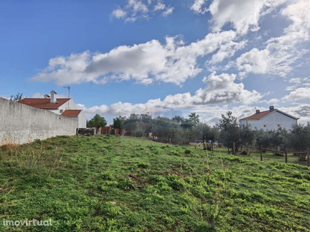 Terreno urbano para construção com 900m2 no Alandroal (Évora) - Grande imagem: 4/15