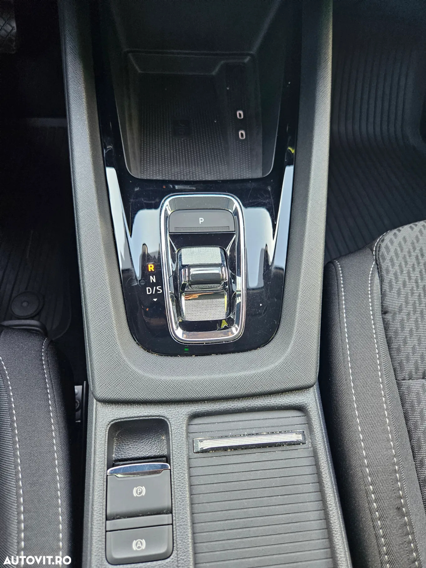 Skoda Octavia 2.0 TDI DSG Style - 24