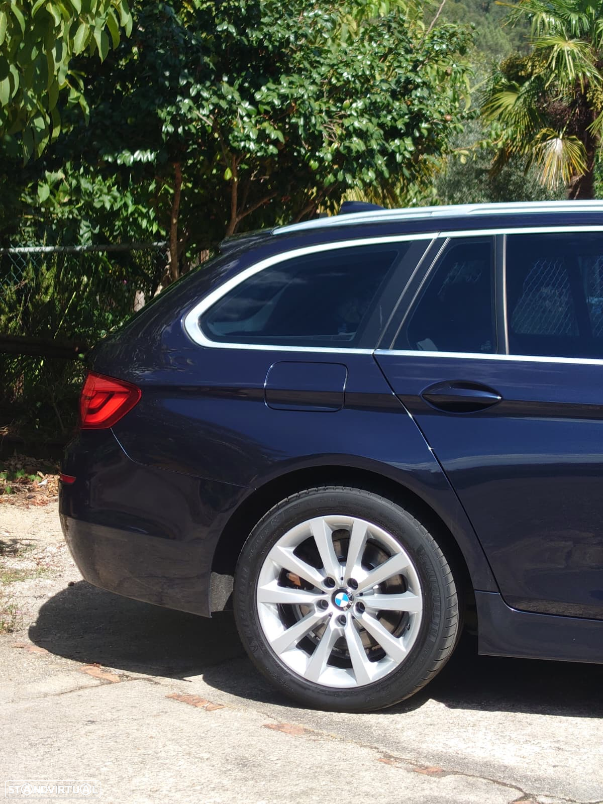 BMW 520 d Auto - 2