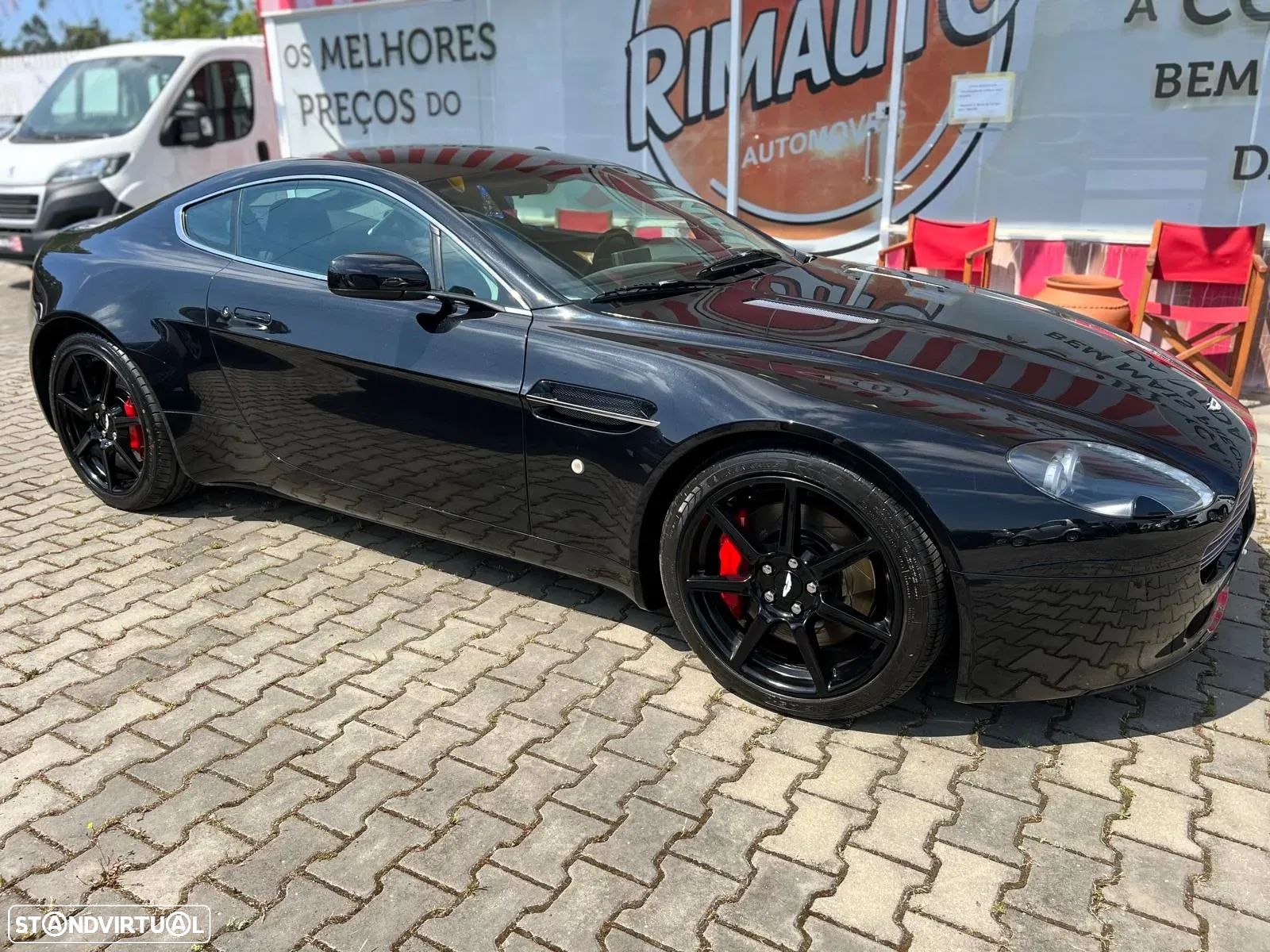 Aston Martin Vantage Coupe V8 - 1