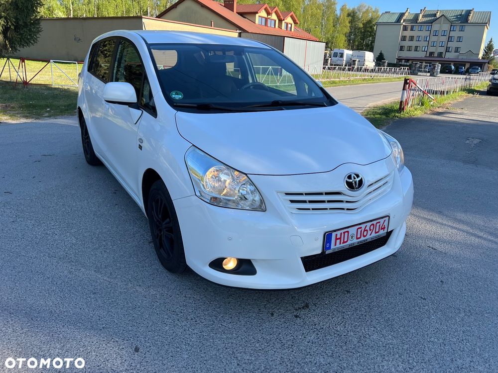 Toyota Verso 1.8 5-Sitzer Executive - 1