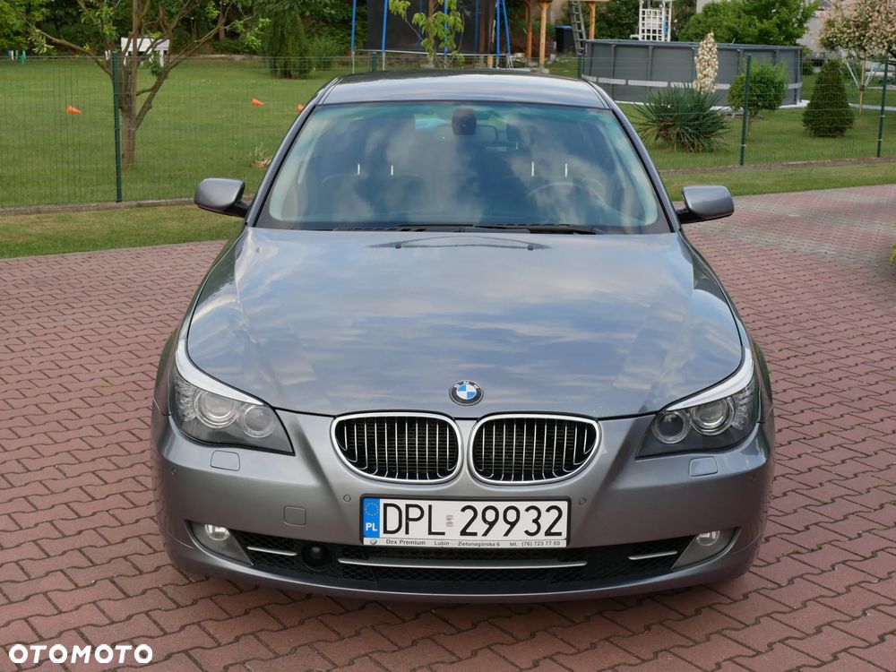 BMW Seria 5 525d - 2