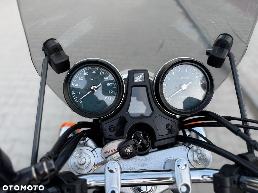 Honda CB - 35