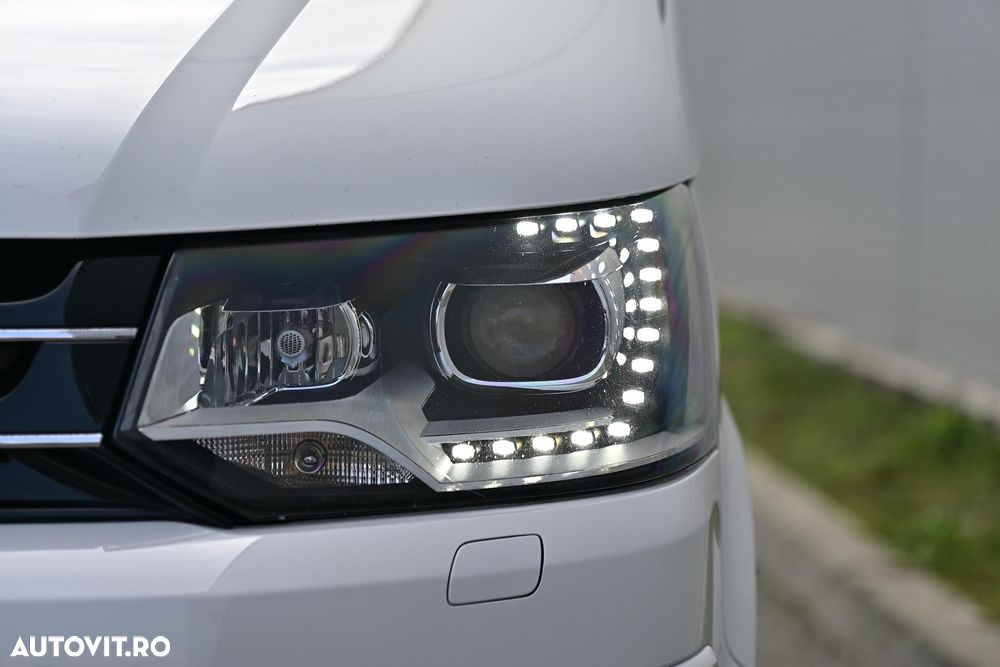 Volkswagen Multivan - 26