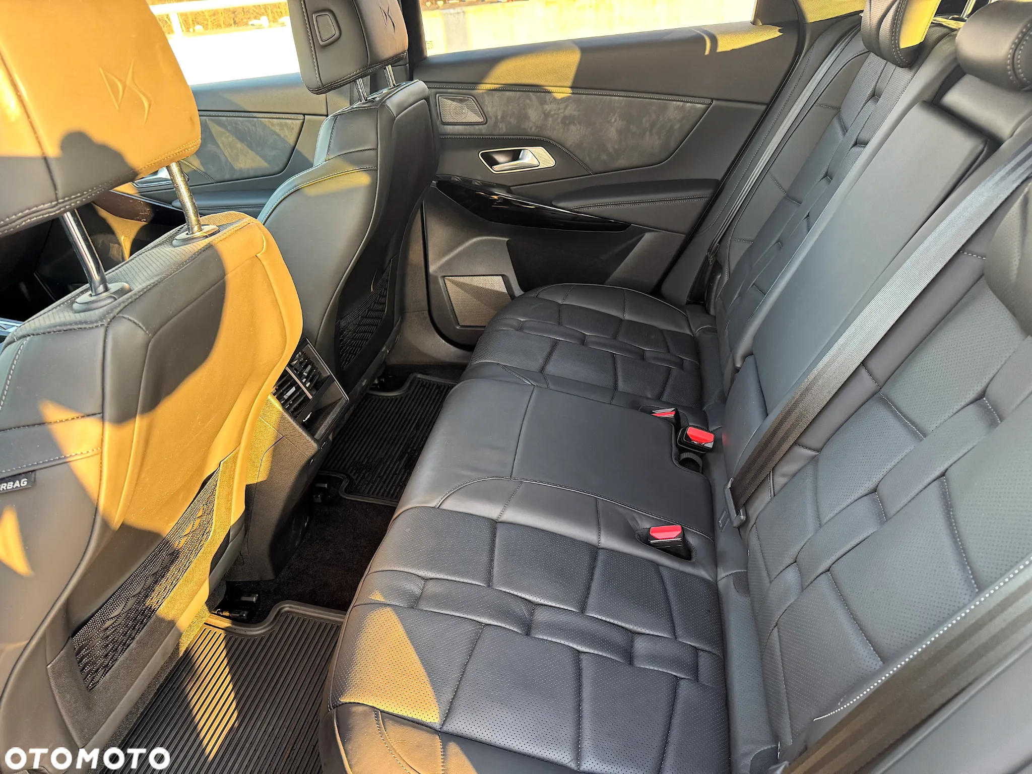 DS Automobiles DS 7 Crossback 1.6 PureTech Louvre - 9