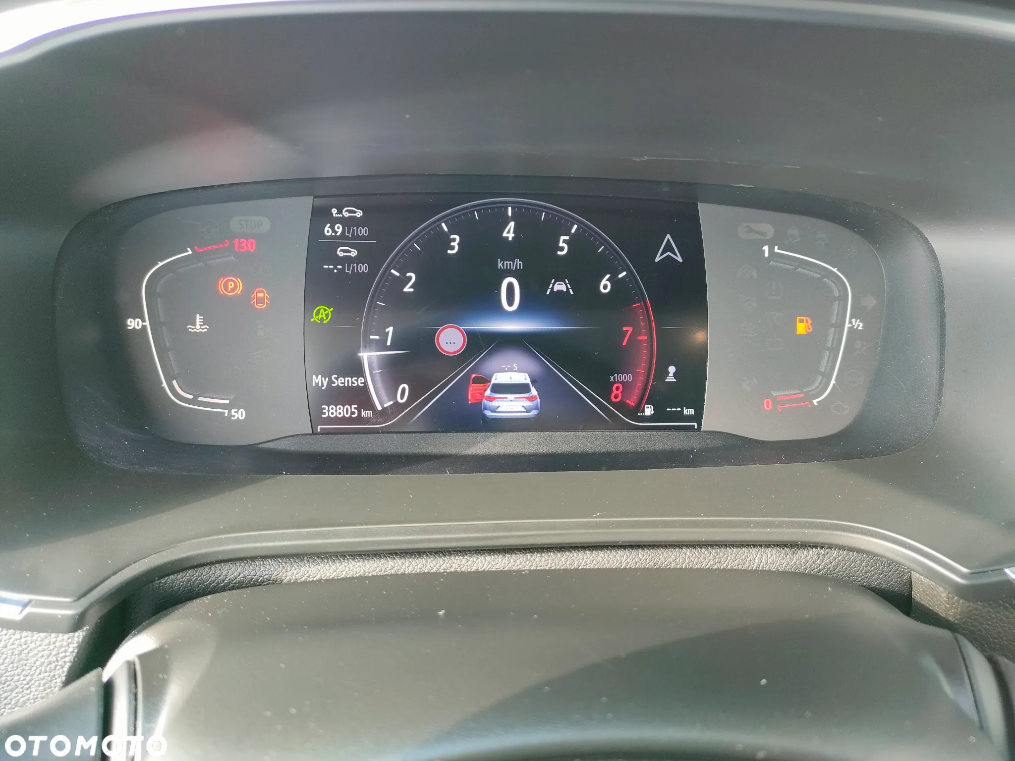 Renault Megane Grandtour TCe 140 GPF INTENS - 19