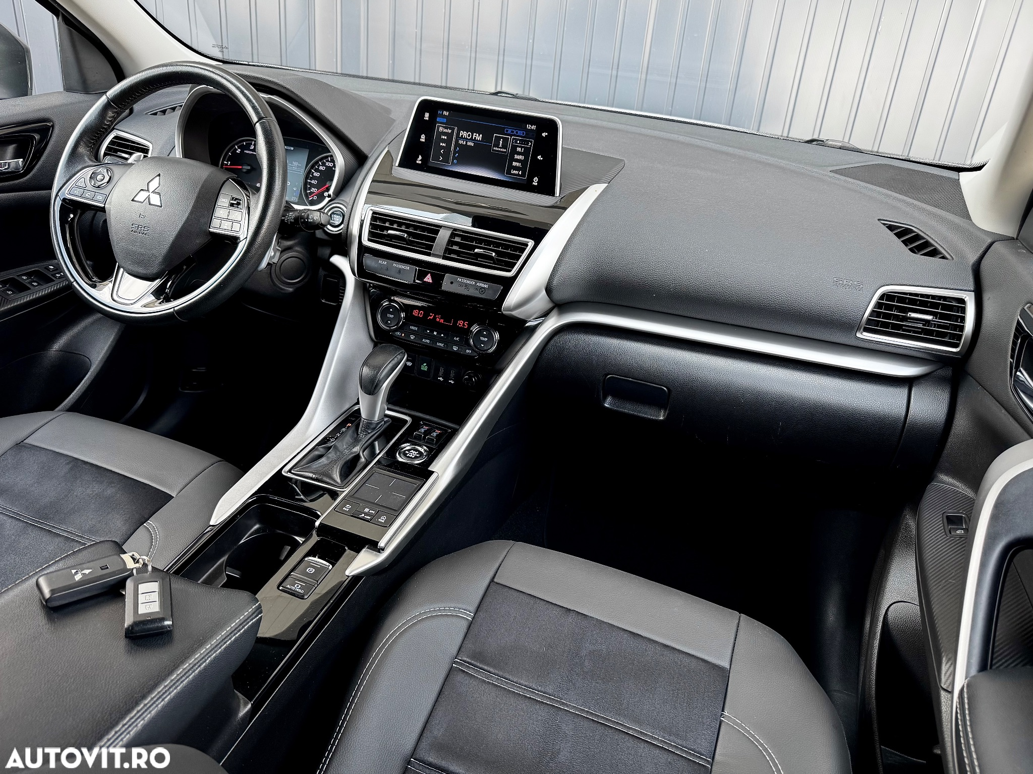 Mitsubishi Eclipse-Cross - 38