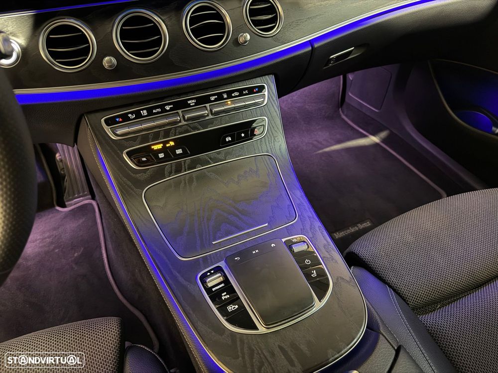 Mercedes-Benz E 300 de AMG Line - 25
