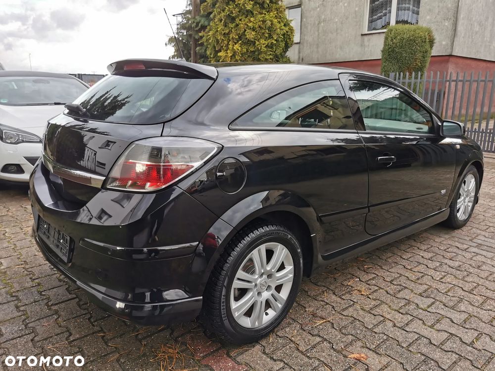 Opel Astra III GTC 1.8 Sport - 3
