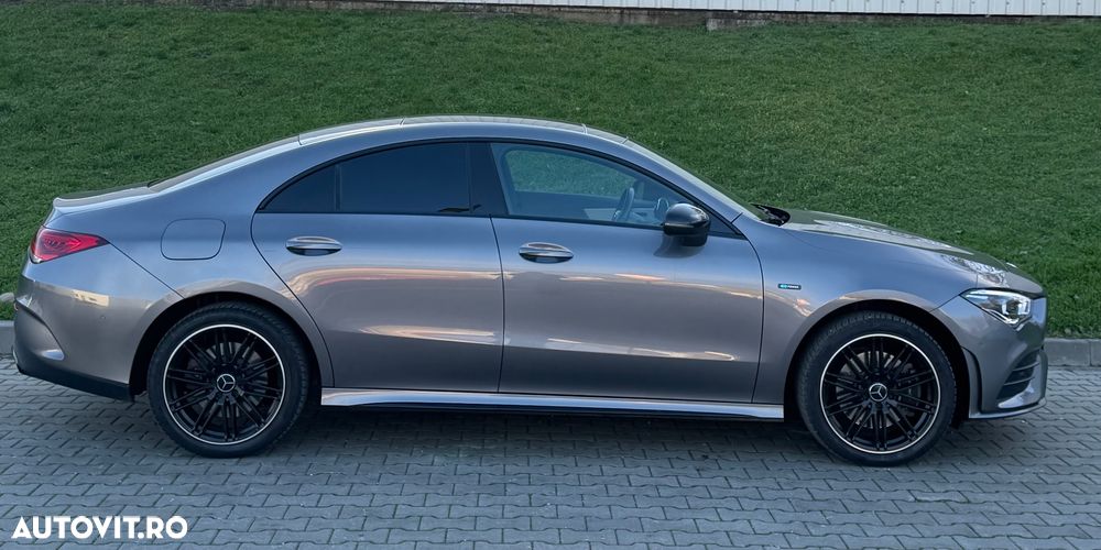 Mercedes-Benz CLA - 21