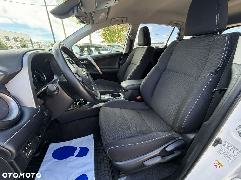 Toyota RAV4 - 19