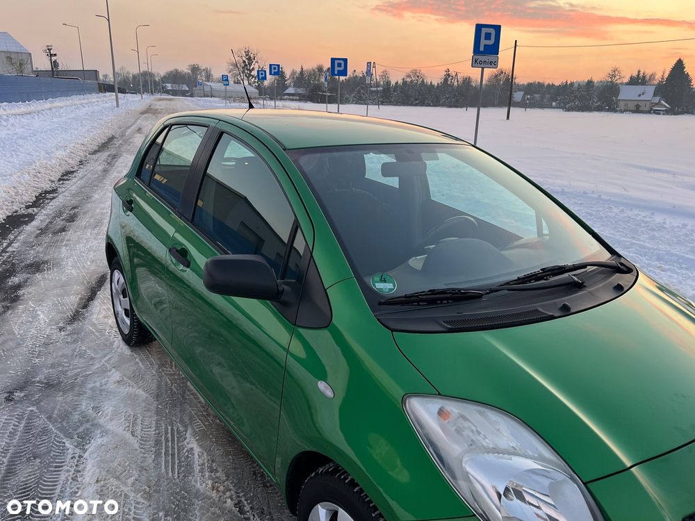 Toyota Yaris - 14