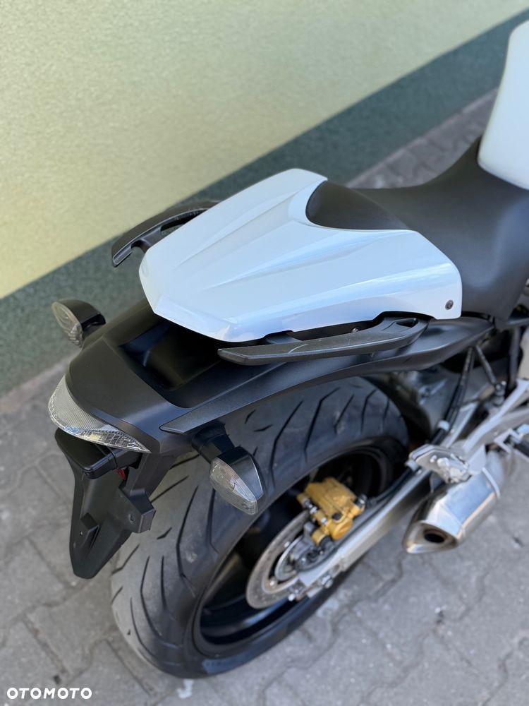Honda Hornet - 12