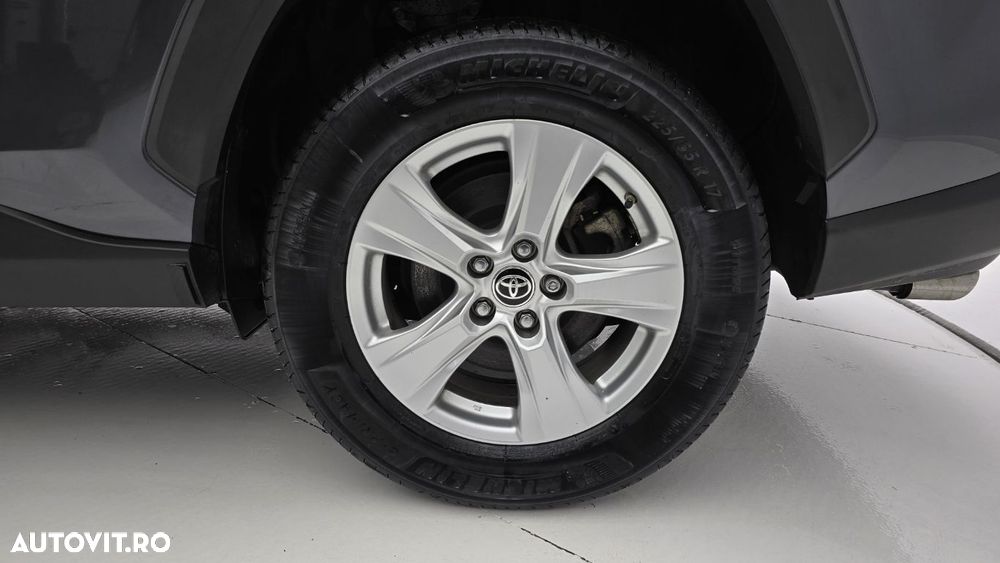 Toyota RAV4 - 22